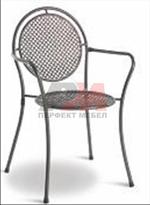Градински стол произведен от метал